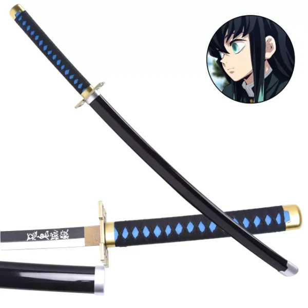 Détail du manche doré et bleu du katana de muichirou dans Demon Slayer